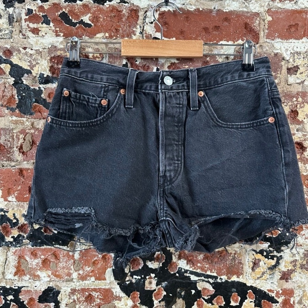 Levi's 501 Cut Off Denim Black Jean Shorts Womens 26 Distressed - 28x2.5"